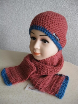 Child-cap and scarf-salmon